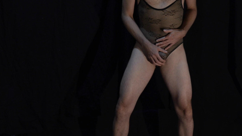 Cam Crest: Baile crossdresser caliente