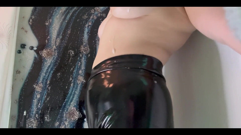 JuiceLussie: Boquete com bbc. Buceta close-up Perfeitos peitos naturais, profundos com...