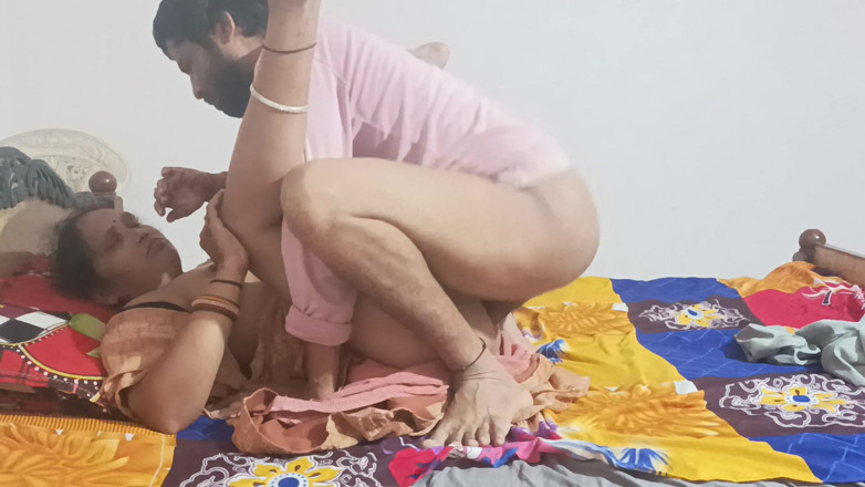 Samesarvice1987: Sex Video with Sister-in-law in Saree
