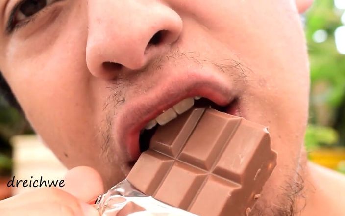 Dreichwe: Delicious Chocolate in My Mouth
