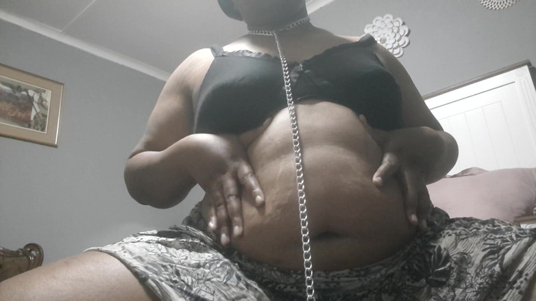 Eleasihle Esma: Sexy černá holka si hraje sama se sebou