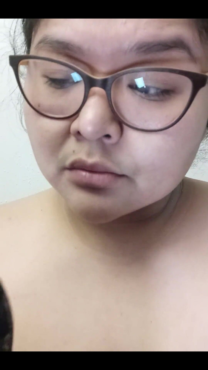 DeesDeepThroat: Dees si mangia la sborra dalle mutandine!