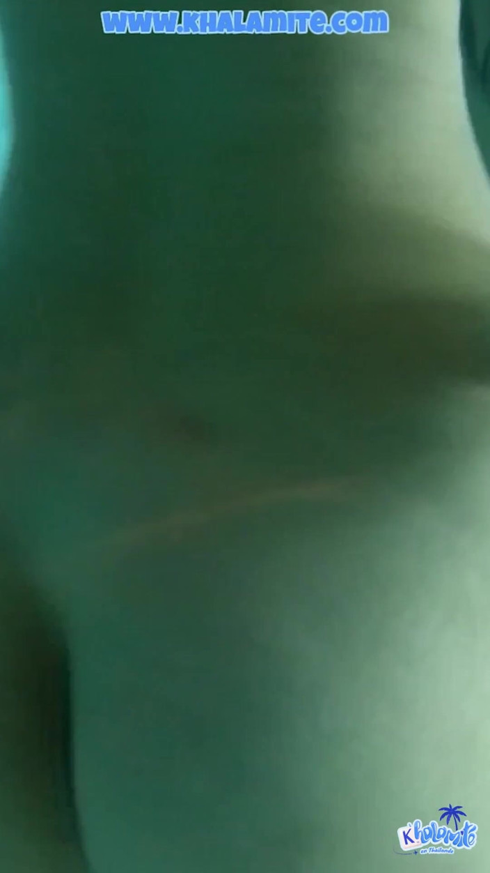 Khalamite: He Fucks Me in Front of Everyone in the Pool:...