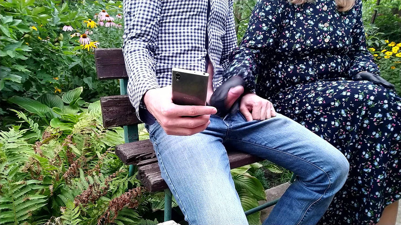 OurFetishLife: ホット隣人は密かに彼女の不貞の妻を持った夫の夫のために私の精液を求めました私は通りで彼女の誘惑を長持ちさせることができませんでした