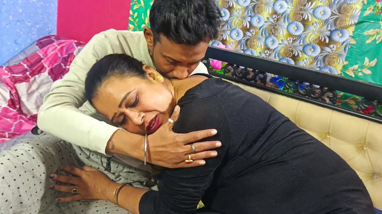 BIREA: A Desi Girls Loan Officer Promised to Give Sex