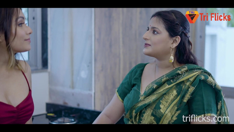 Triflicks: Garmi Season. Lesbian Scene Starring Zoya Rathore and Aysuhi Bhowmick