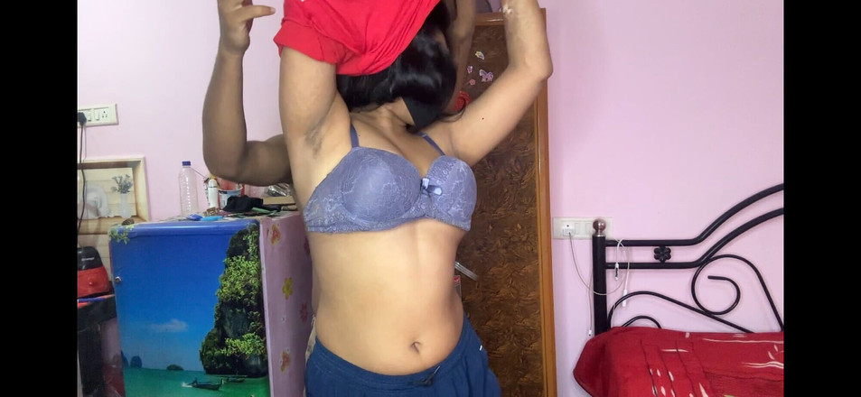 Md Kabir Hossain: 我的女友第一次来我的房间