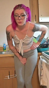 Housework Pee Desperation