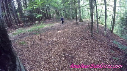 Amateur Solo Girls: Mature man watches girl masturbate in the forest