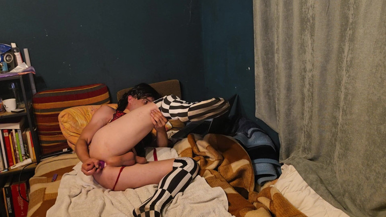 Anna Sissy: Ich ficke mein loch bis zum orgasmasäu