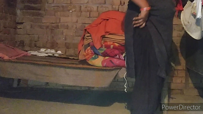 Husband wife: Kayınbiraderimin penisi ereksiyon halinde değil, beni sikerek susuzluğumu giderebilecek kimse...