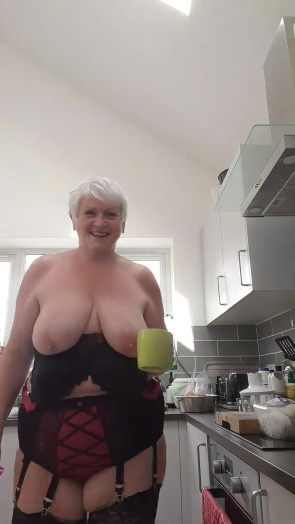 Uk Joolz: Morning coffee with Joolz