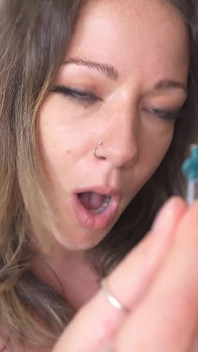 Tinies Interrupt Giantess Massage