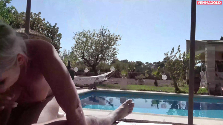 Emma Gold: Big tits blonde get fucked by the pool outdoor
