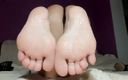 Nadi_Zabava: Foot fetish + bdsm