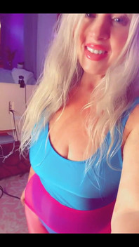 Rival Twinsters Filming Behind the Scenes