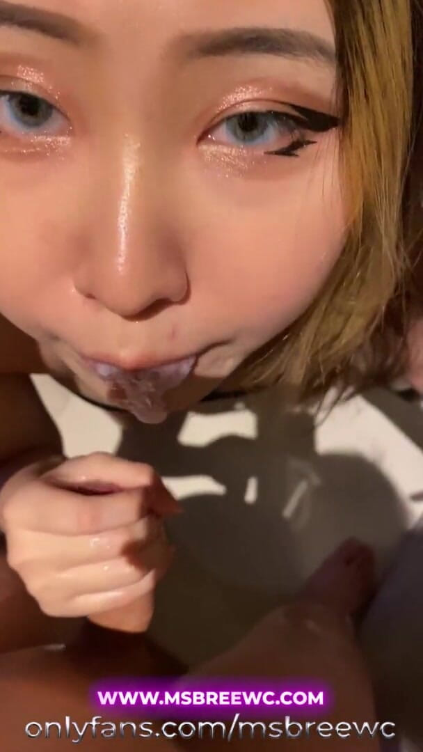 Msbreewc: Pompino lui fino a quando non mi viene in bocca