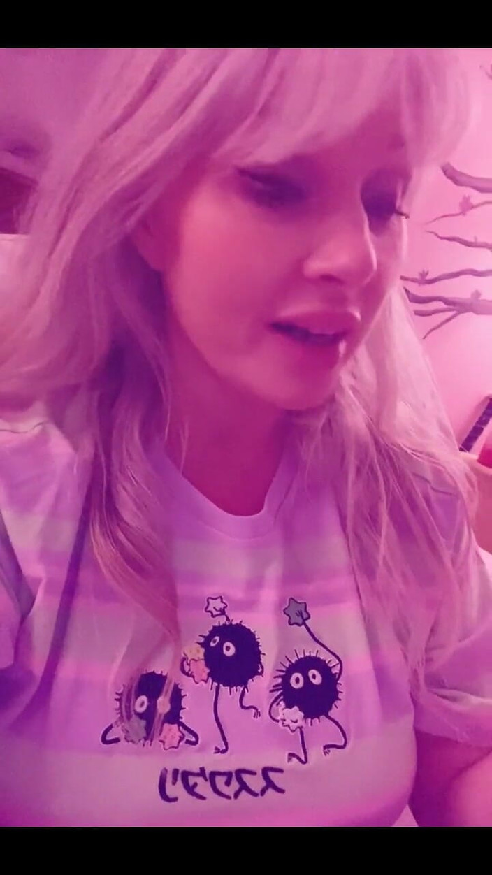 PaintedRose: Bts Sweet Dreams, une bonne fille après le film