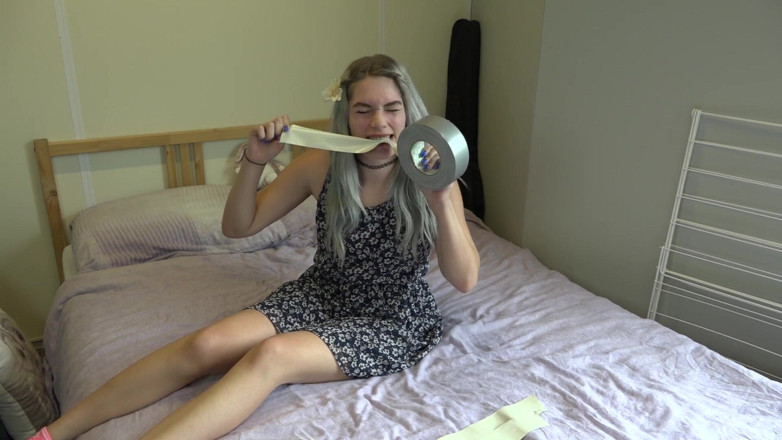 Restricting Ropes: Luna Grey - auto-bondage