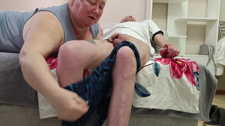 Zona901: Macocha daje lodzik, aby cieszyć się gorącą grubą spermą