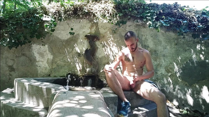 Xisco: Coli di taman berisiko