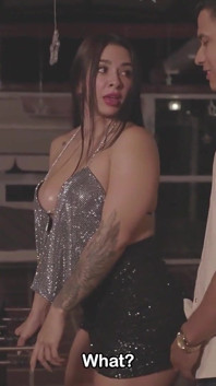Cap 1/3 Horny Stepmom Silvana Lee Fucks Stepson and Neighbor at Family Christmas Dinner