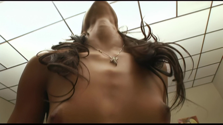 Blitzporn: Une Grosse Bite Pour Les Douces Lèvres De Misty Stone