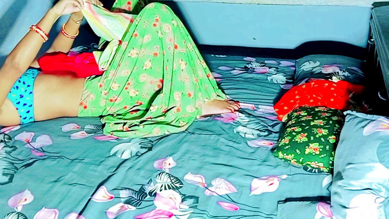 Rakul008: Pembantu india dientot habis-habisan sama majikan rumah tangganya