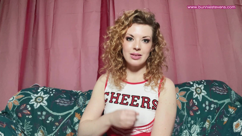 Bunnie Stevens: Majoretă joi