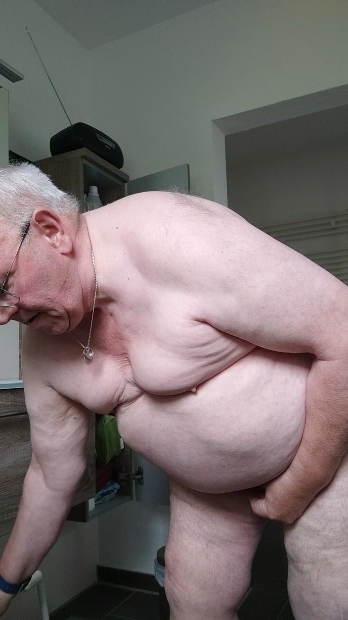 Karlchengeil: Wank and More