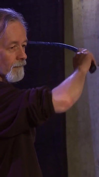 Pelacur perbudakan dicambuk oleh maledom