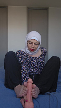 85. Mommy's Lesson Mia Niqab
