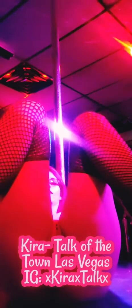 X_Asphxyia_X: Fully nude Las Vegas stripper stage set