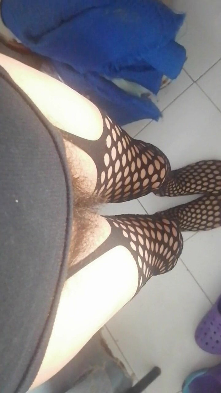 Marga9012: Berpakaian seperti pelacur...