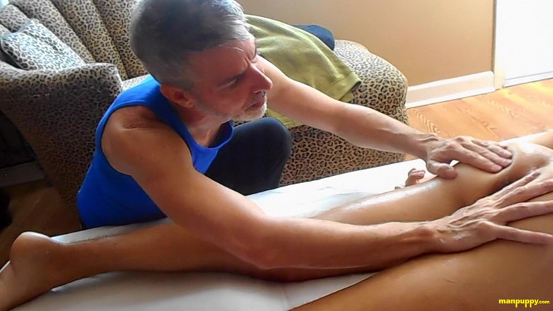 Man Puppy: Great Massaging Relief!
