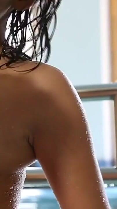 Watch4beauty: Ướt ướt át