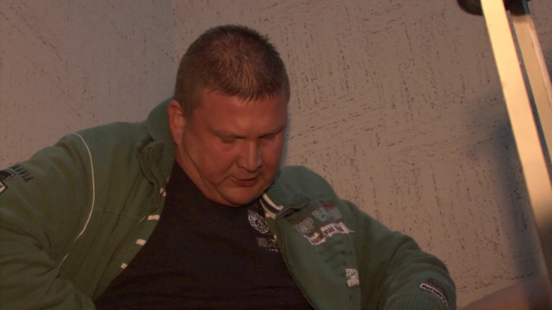 Spermasuechtige Deutsche Milfs: Geile reife schönheit fingert ihre nasse muschi mit älterem liebhaber