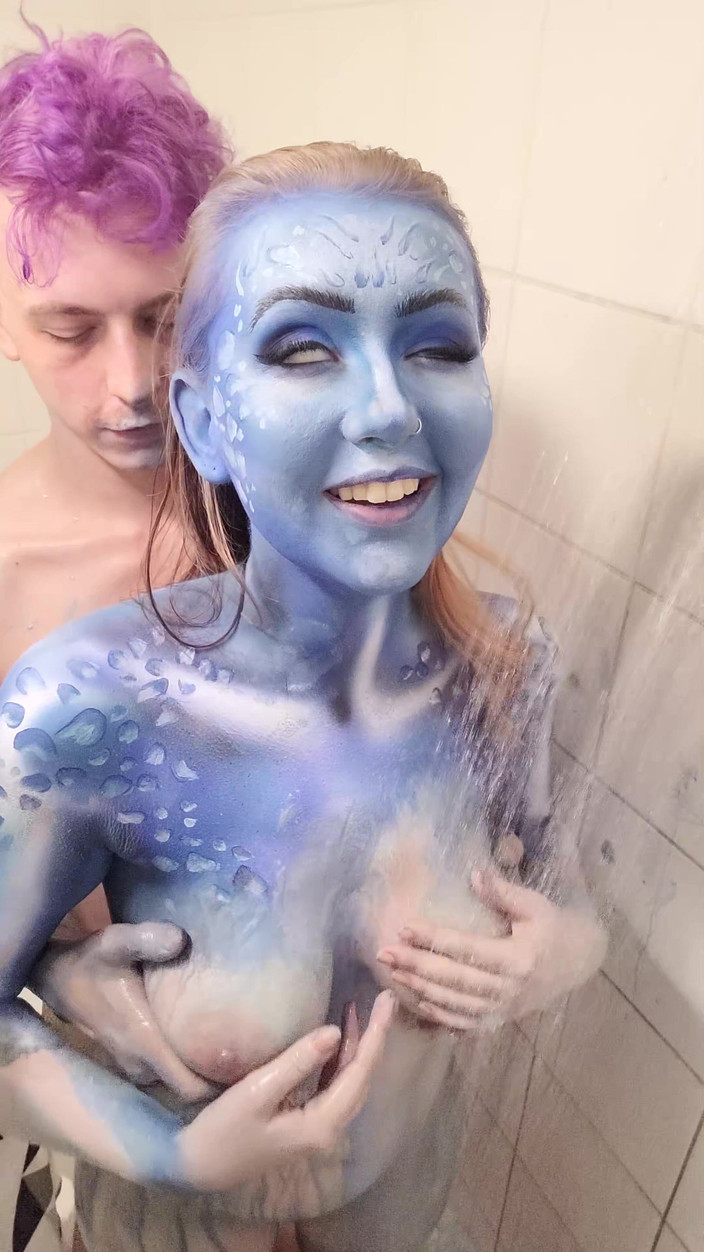 Em Yang: X-men mystique body vernice rimozione e scopa in doccia