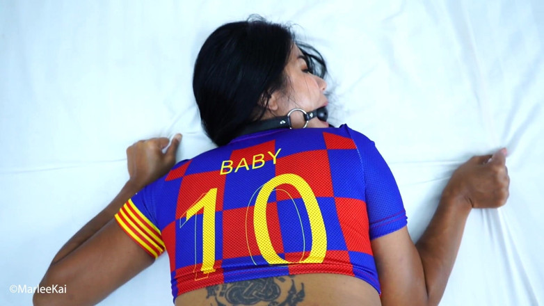 Marlee Kai: Thai girl gets fucked with creampie