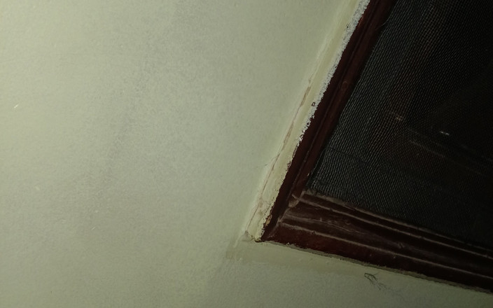 Mng: 在浴室我独奏裸体