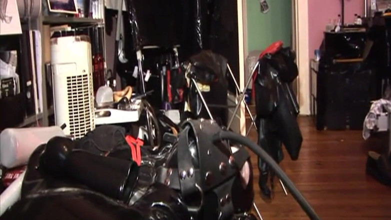 Bangora sluts: Latex Masters Dominate in Intense Rubber Bondage Play