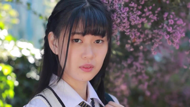 Strix: Hitomi Yoshikawa - Love Scandal