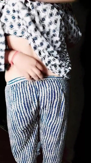 Vicky Thakur: Vicky Ssie Riya Pussy Indian Village Loszka