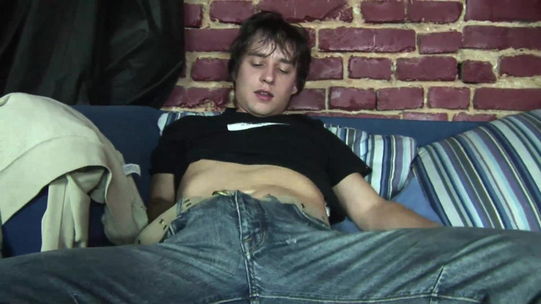 Jerking studs: Nervous straight boy next door fails