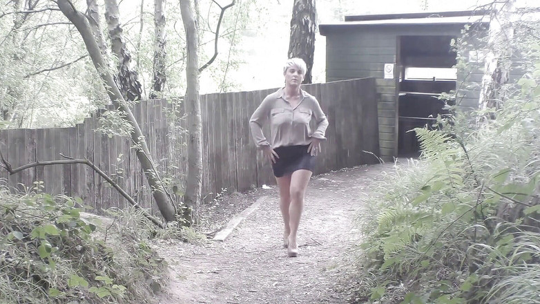 The adventures of Kylie Britain: Гаряча прогулянка