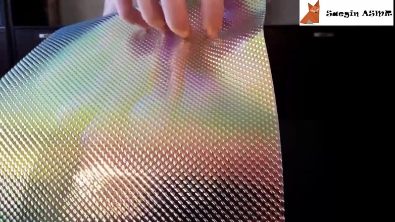 Saegin: [ASMR] Scratching textures, part 3 no talking