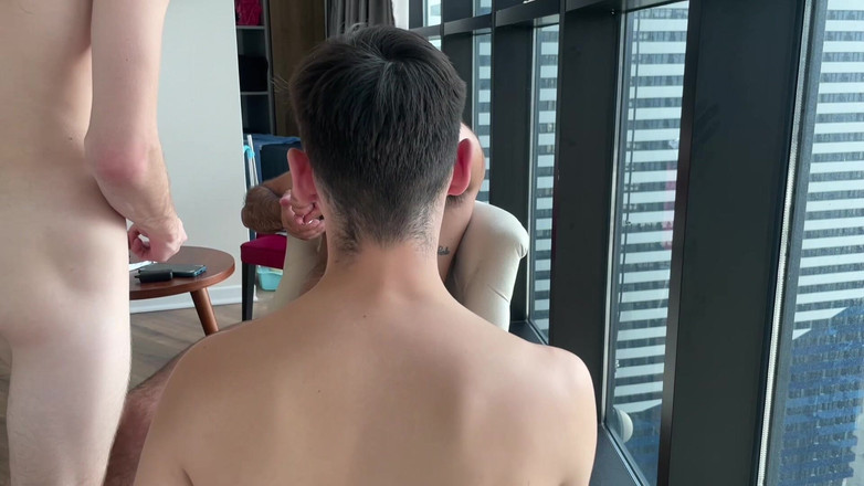 Nick Lewis: Il papà caucasico scopa in una doppia scopata con i...