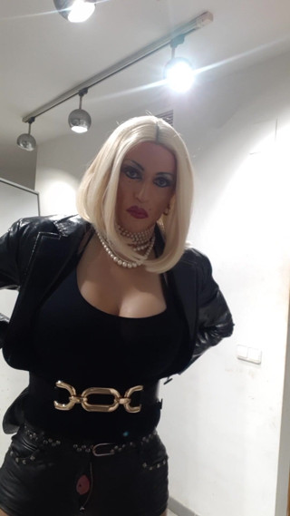 Tatiana Zorrita: Horny Blonde. Enjoy
