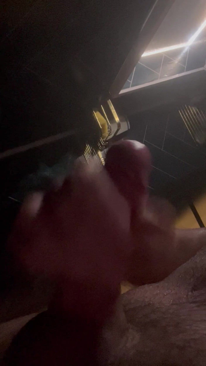 Razzle6: Čas na sprchu