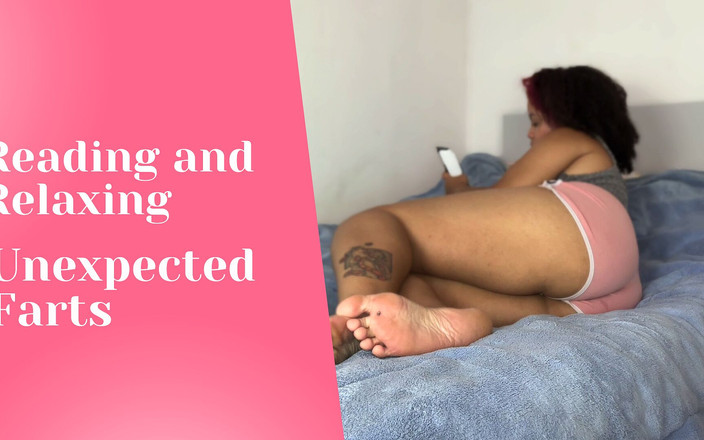 Cutiepiie Chubby: 胖美女阅读和放松 l 出乎意料的放屁